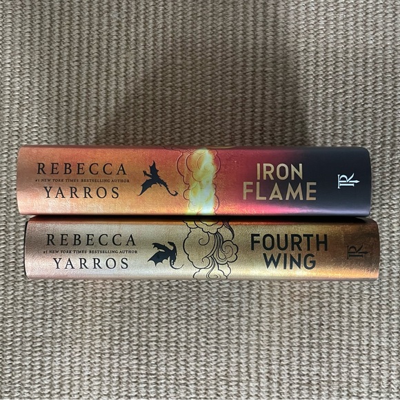 Fourth Wing & Iron Flame by Rebecca Yarros - Hardcover - Picture 4 of 5